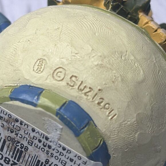 BLOSSOM BUCKET Sunflowers in a  Watering Can BB Suzi  2011 Bible Verse - Picture 6 of 7